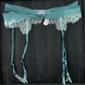 Victoria’s Secret Garter Belt